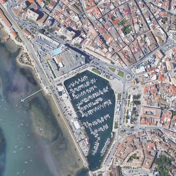 Porto de Pesca da Culatra, marina in Faro, Portugal — photo 5