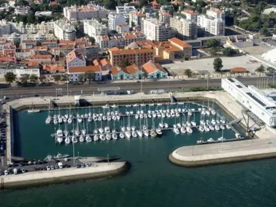 Doca do Bom Sucesso Marina in Lisbon, Portugal — photo 2