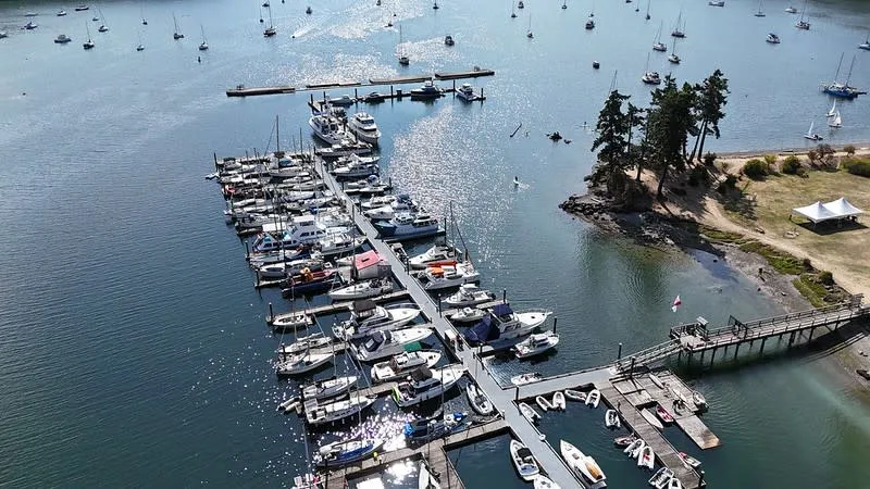 Browning Harbour, marina in Southern Gulf Islands Electoral Area, Canada — photo 2