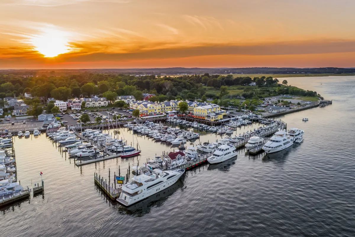 Saybrook Point Marina in Old Saybrook, United States