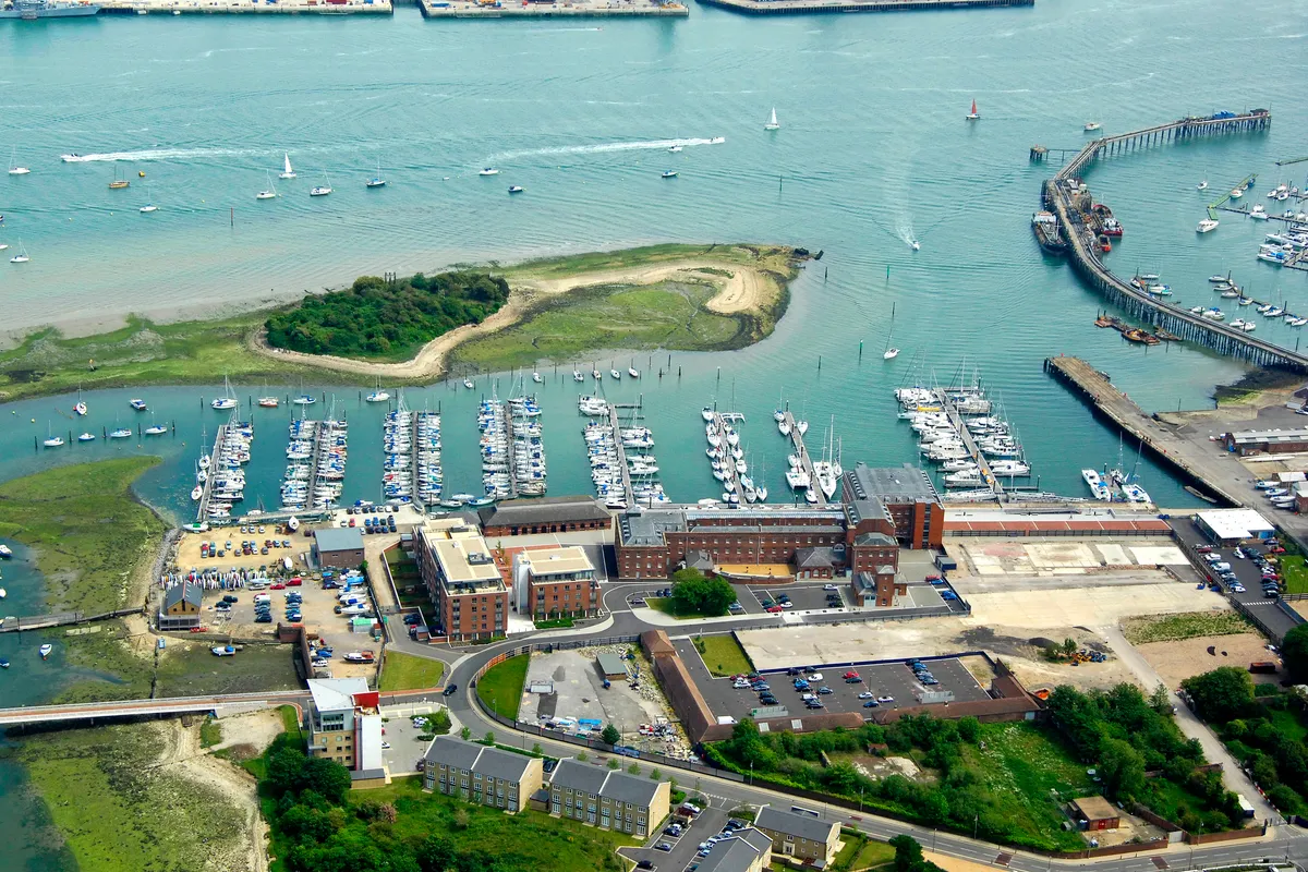 Royal Clarence Marina in Gosport, United Kingdom — photo 4