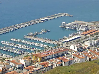 Port La Caleta / Puerto La Caleta, marina in Alicante, Spain — photo 4
