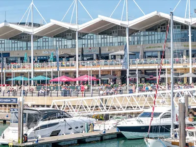 Gunwharf Quays Marina in Portsmouth, United Kingdom — photo 3