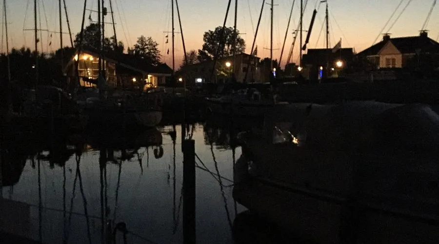 Passantenhaven Heergerwâl, marina in Heeg, Netherlands — photo 8