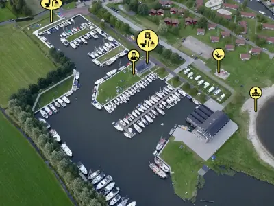 Passantenhaven Heergerwâl, marina in Heeg, Netherlands — photo 2