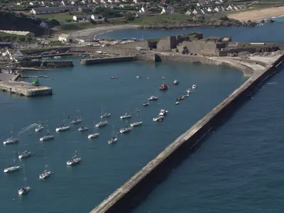 Braye Harbour, marina in Guernsey — photo 4