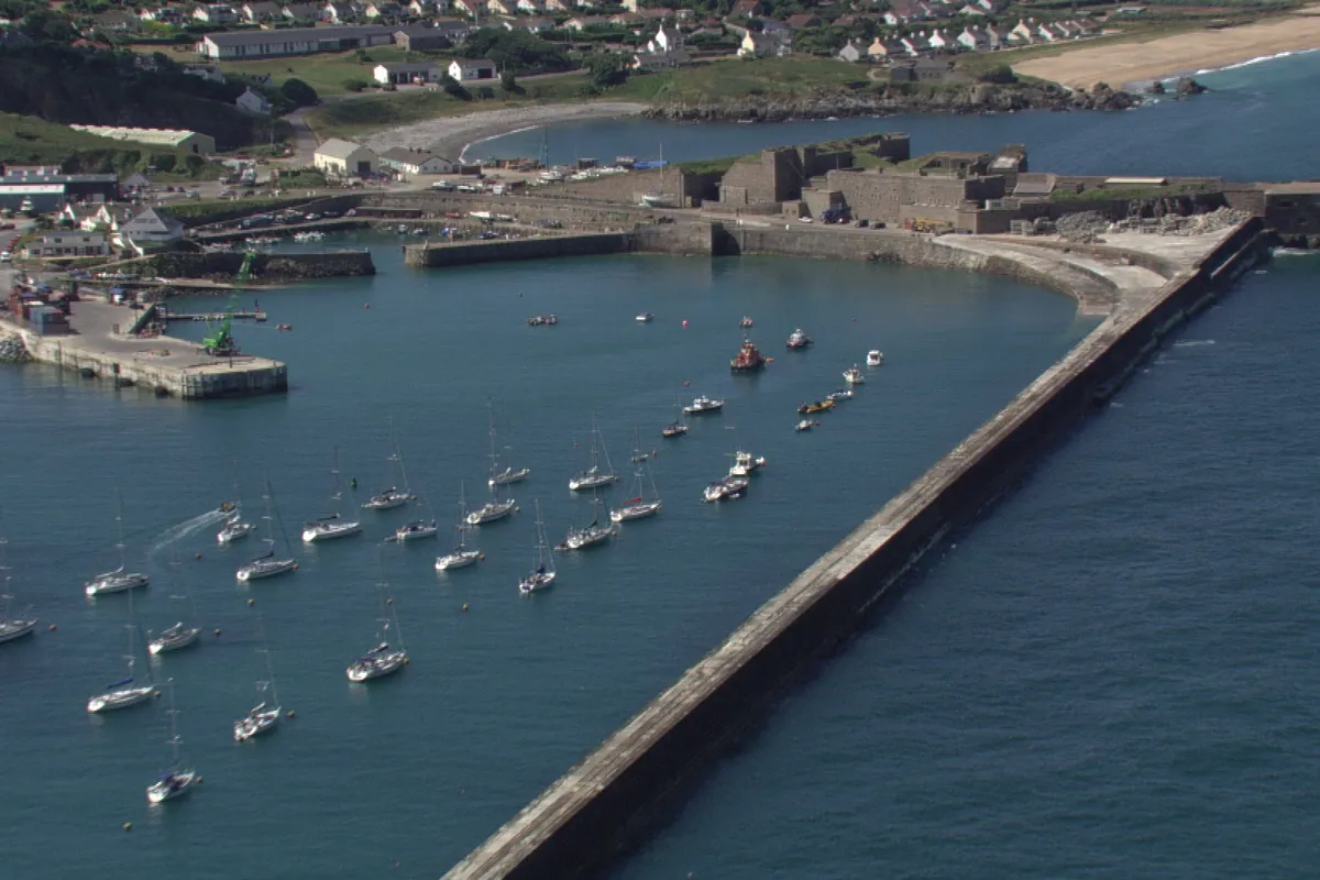 Braye Harbour, marina in Guernsey — photo 4
