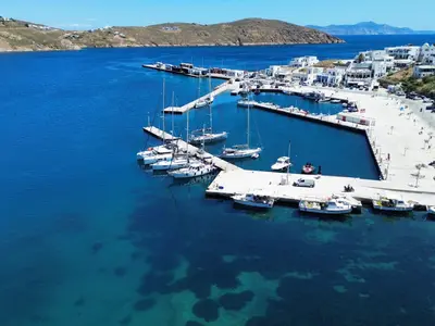 Livádhi Marina in Livadi, Greece — photo 3