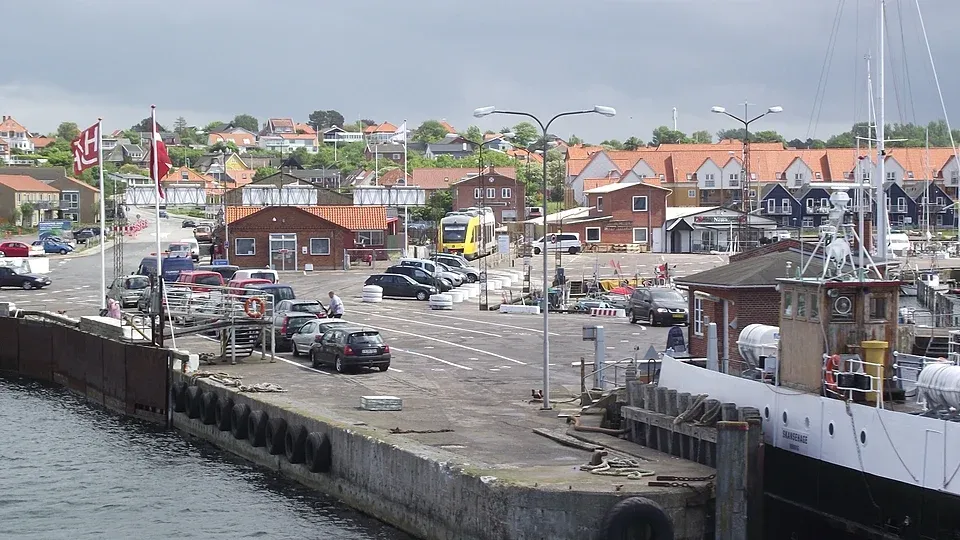 Mellemhavn, marina in Hundested, Denmark
