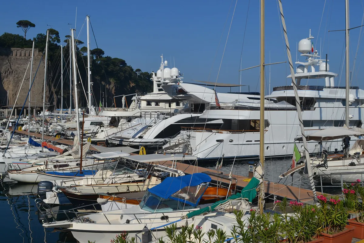 Marina di Cassano in Piano di Sorrento, Italy — photo 4