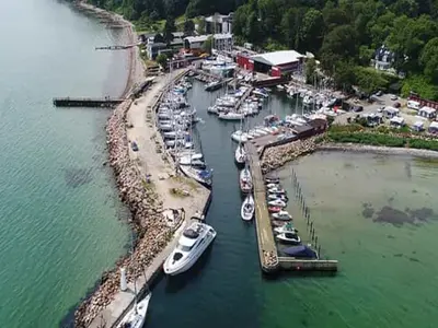 Humlebæk Havn