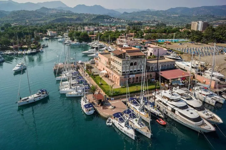 Marina di Portorosa in Tonnarella, Italy — photo 6