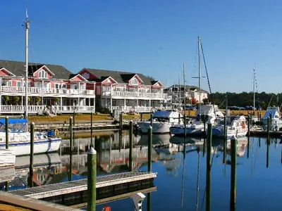 South Harbour Village Marina in Oak Island, United States — photo 4
