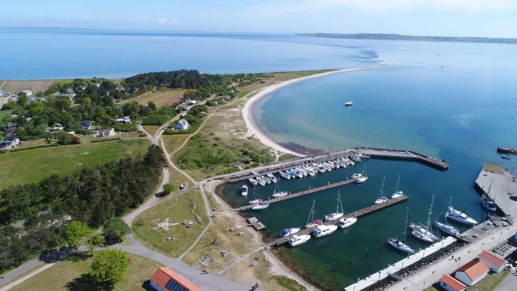 Tunø bådehavn, marina in Tunø By, Denmark