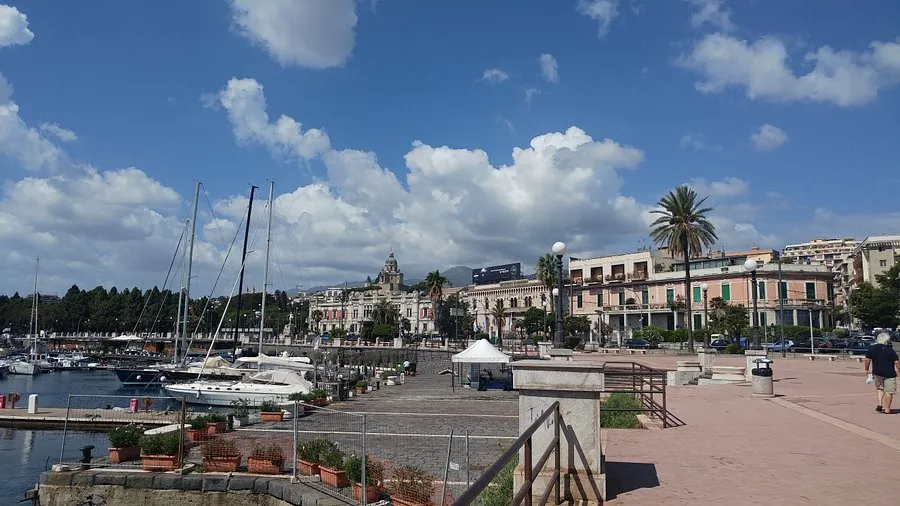 Porticciolo di Saja, marina in Giardini-Naxos, Italy — photo 5