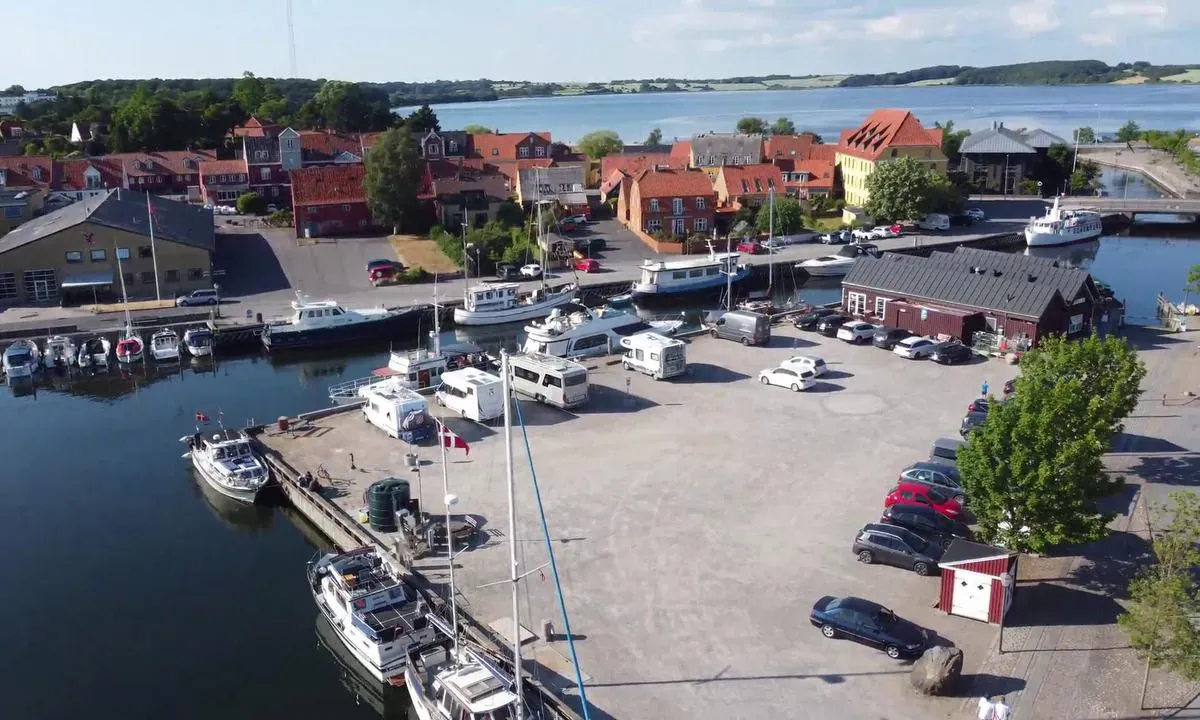 Omø Lystbådehavn, marina in Omø By, Denmark — photo 5
