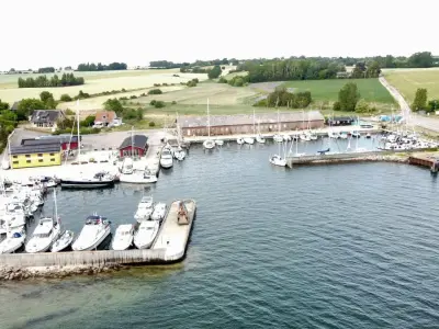 Femø Havn
