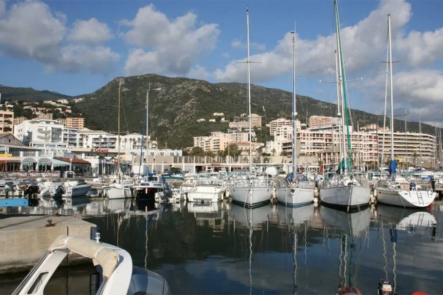 Port Toga, marina in Ville-di-Pietrabugno, France — photo 3