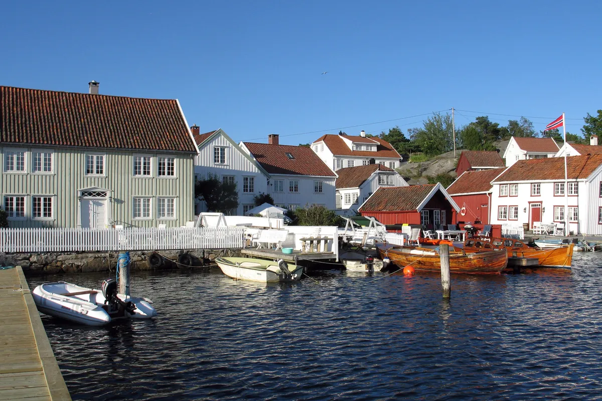 Lillesand gjestehavn, marina in Lillesand, Norway — photo 4