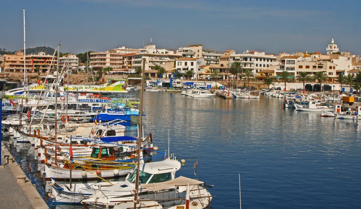 Club Nàutic de Cala Rajada, marina in sa Pedruscada, Spain