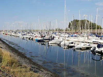 jachthaven Hansa, marina in Wilhelminadorp, Netherlands — photo 2