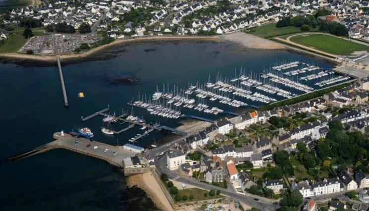 Port de la Pointe, marina in Port-Louis, France — photo 7