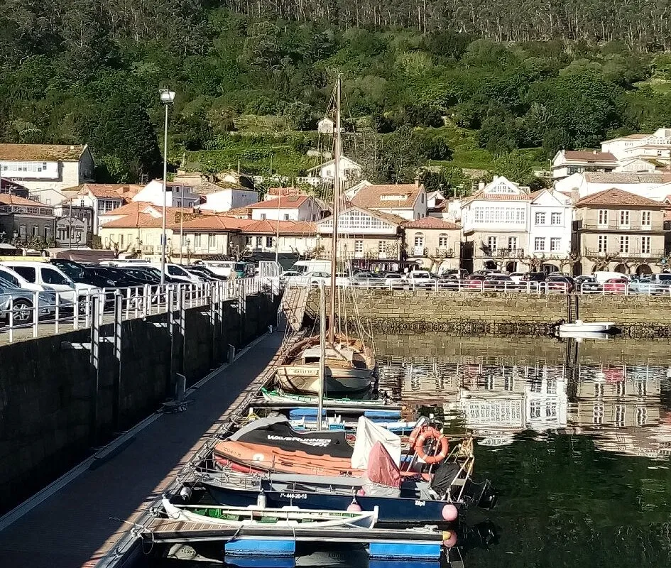 Porto de Muros, marina in Muros, Spain — photo 2