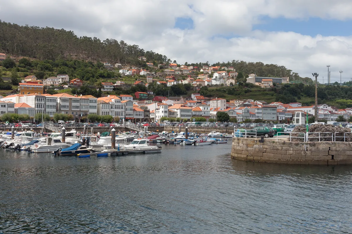 Porto de Muros, marina in Muros, Spain — photo 5