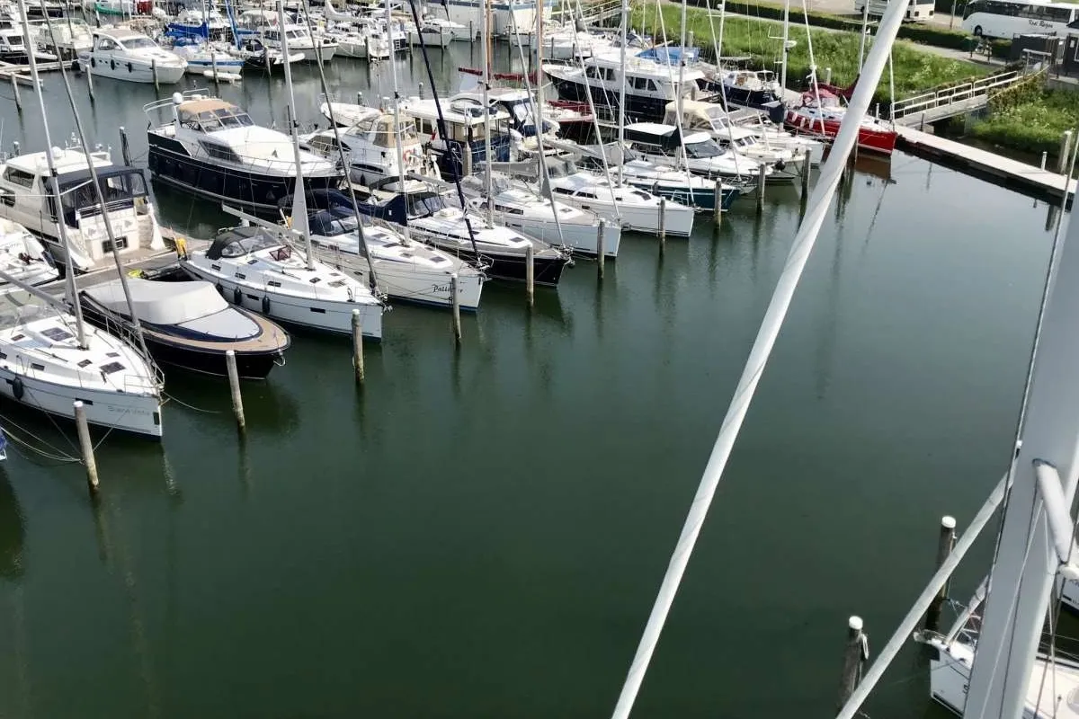 Jachthaven De Batterij, marina in Willemstad, Netherlands — photo 3