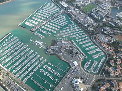 Port de la Flotte, marina in La Flotte, France — photo 2