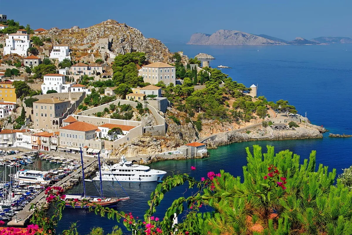 Wreck Cove, anchorage in Greece — photo 2