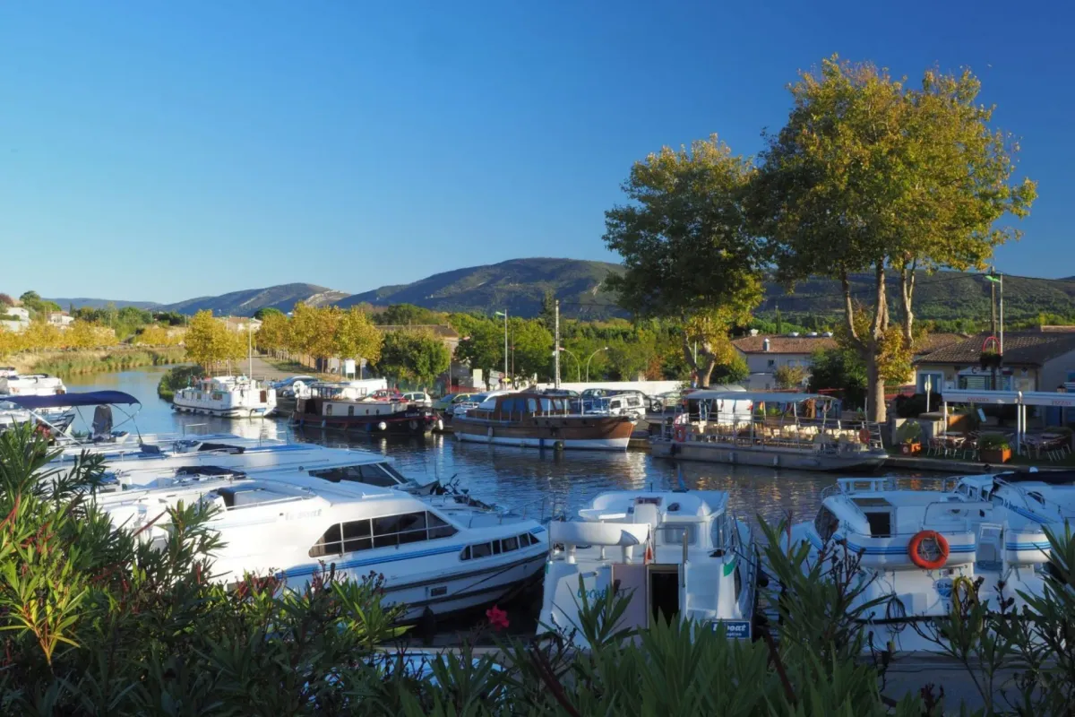 Port de Trèbes, marina in Trèbes, France — photo 2