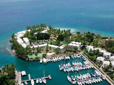 Marina Trois Îlets
