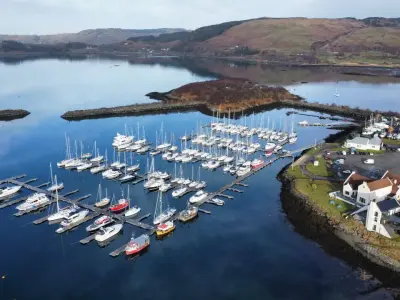 Craobh Marina in Craobh Haven, United Kingdom — photo 2