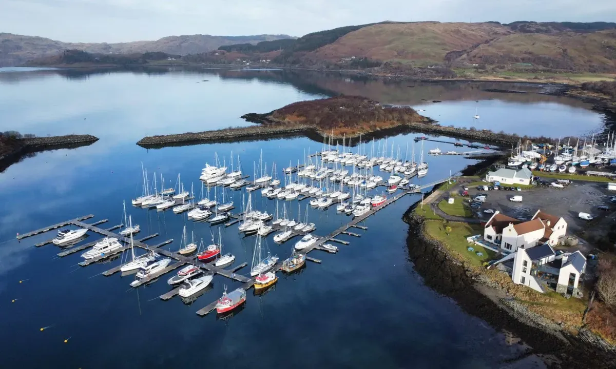 Craobh Marina in Craobh Haven, United Kingdom — photo 2