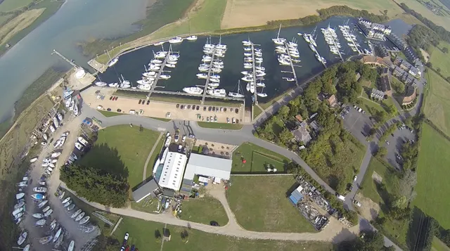 Island Harbour Marina in Whippingham, United Kingdom — photo 4