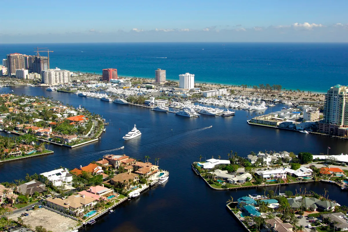 Bahia Mar Resort and Yachting Center, marina in Fort Lauderdale, United States — photo 7