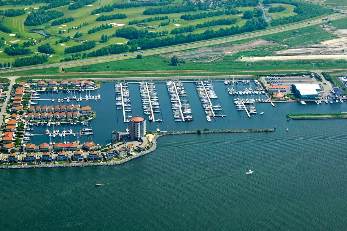 Deko Marine, marina in Lelystad, Netherlands — photo 3