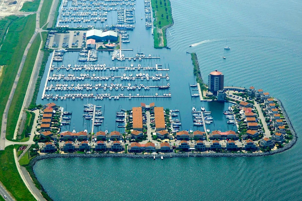 Deko Marine, marina in Lelystad, Netherlands — photo 2