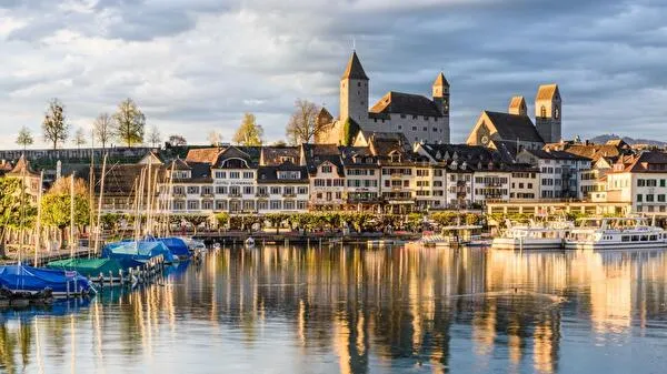 Rapperswil Lido, marina in Rapperswil-Jona, Switzerland — photo 2
