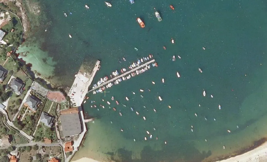 Porto de Vilariño, marina in Río Esteiro, Spain — photo 3