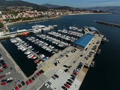 Porto de Vilariño, marina in Río Esteiro, Spain — photo 5
