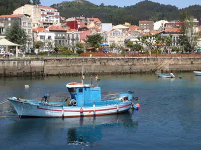 Porto de Vilariño, marina in Río Esteiro, Spain — photo 2