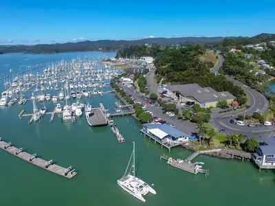 Bay of Islands Marina
