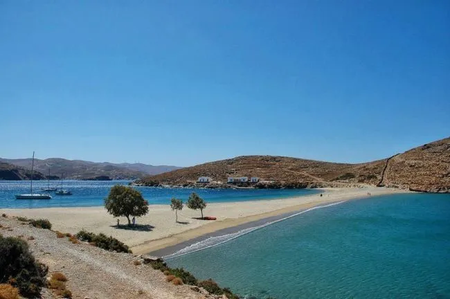 Kolona Bay in Μέριχας, Greece — photo 4
