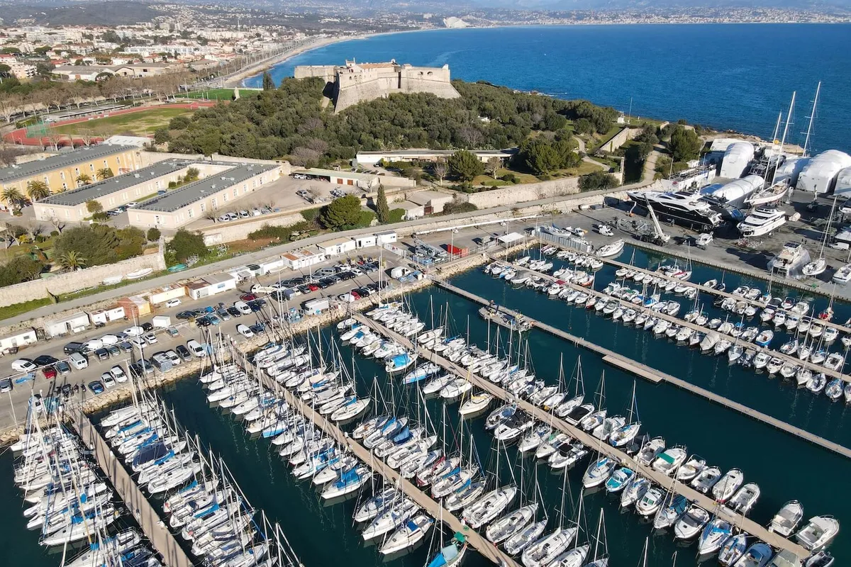 Port Vauban, marina in Lannic, France — photo 6