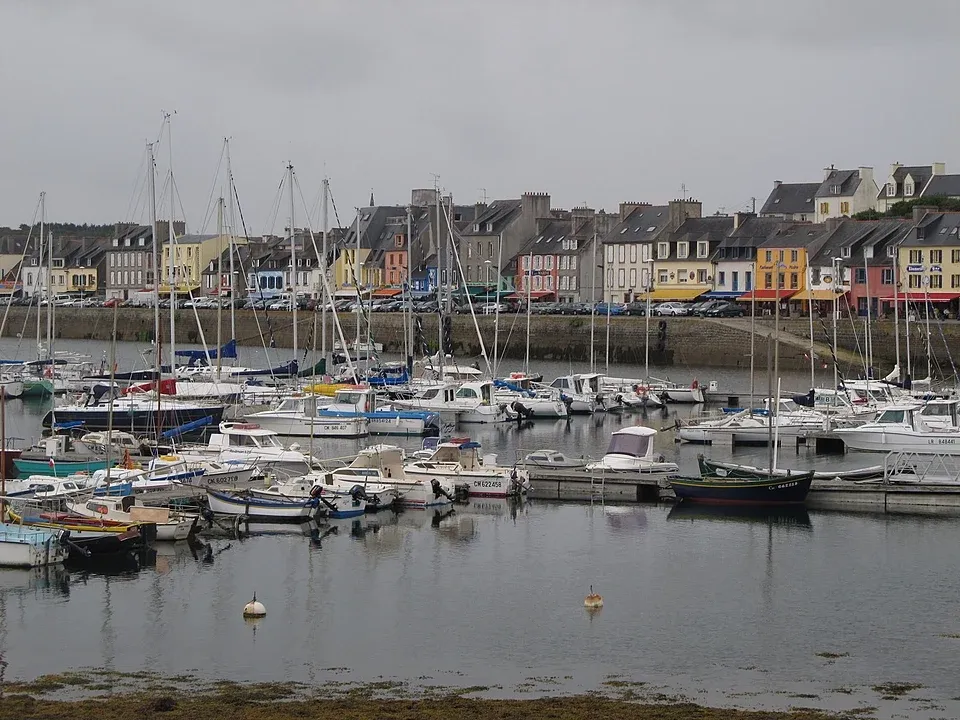 Port du Styvel, marina in Camaret-sur-Mer, France