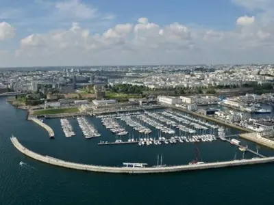 Port du Notic, marina in Camaret-sur-Mer, France — photo 4