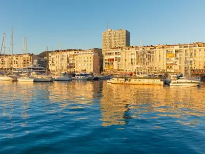Ancien Port, marina in Le Lavandou, France — photo 2