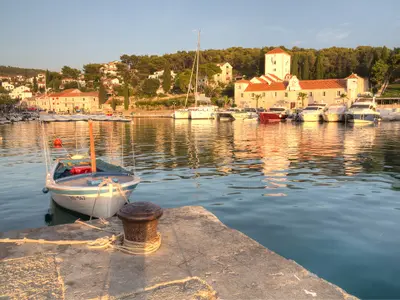 Maslinica Harbour, marina in Maslinica, Croatia — photo 4